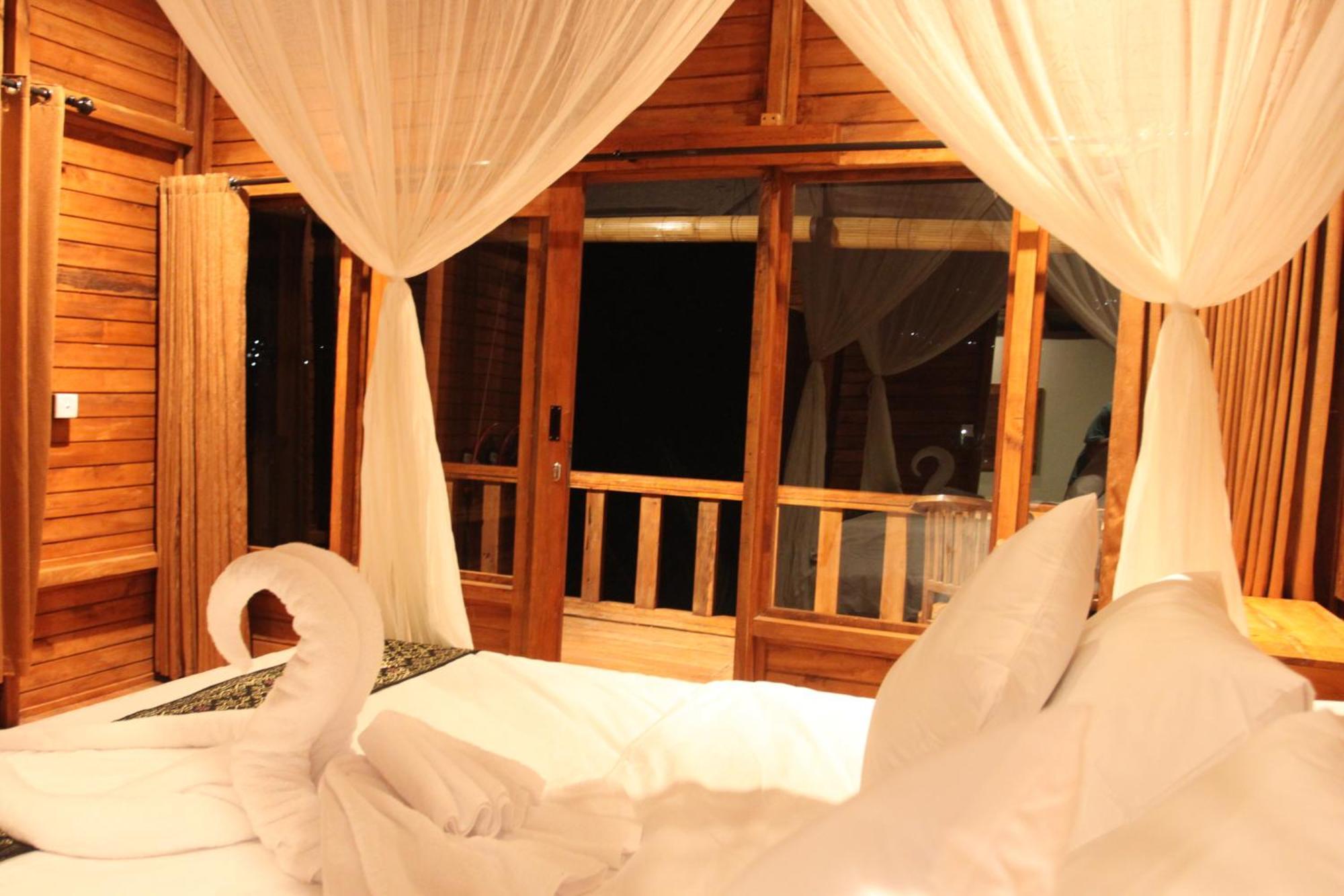 Manuk Dewata Villa Сидемен Экстерьер фото